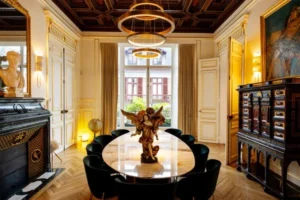 inside-exploring-the-parisian-noble's-haven